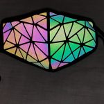 Mascarilla Geométrica Luminosa